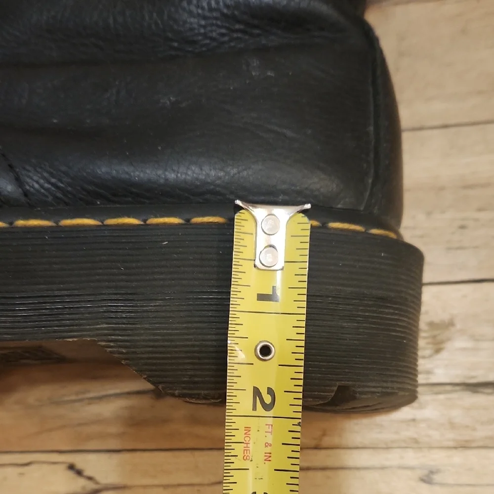 Dr. Martens Black Ankle Boots with Cream Lining - Picture 12 of 16